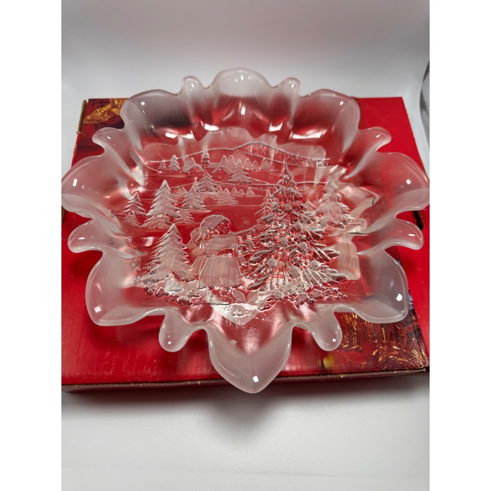 Mikasa Christmas Story Bon Bon Plate SA 600/902 Frosted Glass 9.75" Germany